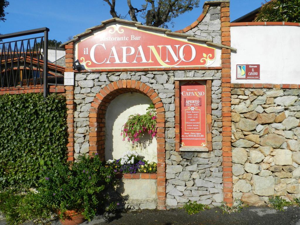 Il Capanno Hotell Pietra Ligure Exteriör bild